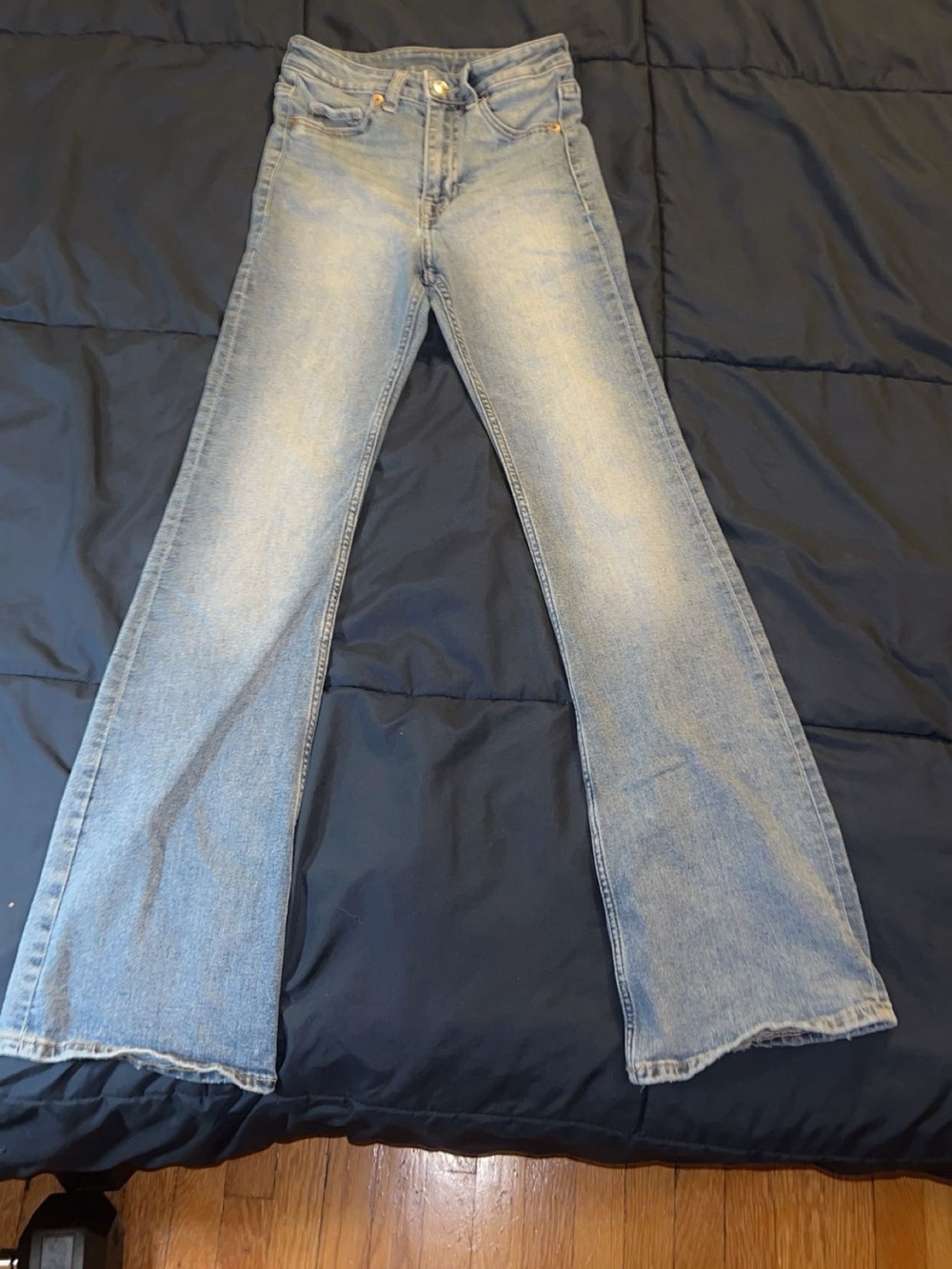 H&M Light Blue Flared High-Rise Jeans